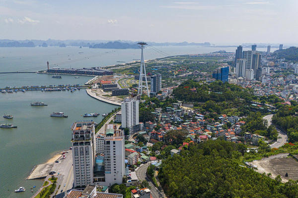 Quảng Ninh tăng tốc đô thị loại I, định vị điểm đến đầu tư chiến lược phía Bắc