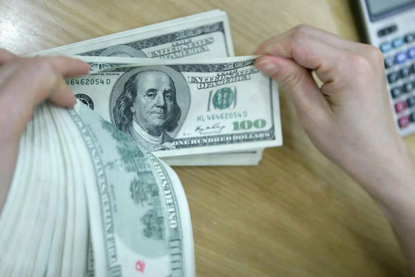 Tỷ giá ngoại tệ ngày 29/4: USD giao dịch trên mốc 26.000 đồng