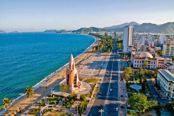 Định hướng phát triển Khánh Hòa thành đô thị biển hiện đại, thông minh