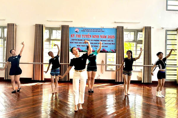 TP. Huế đề xuất mức lương tối đa 150 triệu đồng/tháng để thu hút nhân tài 