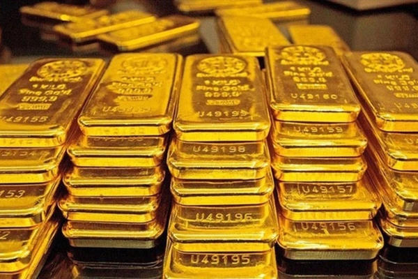 Giá vàng hôm nay 4/5: Vàng miếng SJC cầm cự quanh mốc 166 triệu đồng/lượng