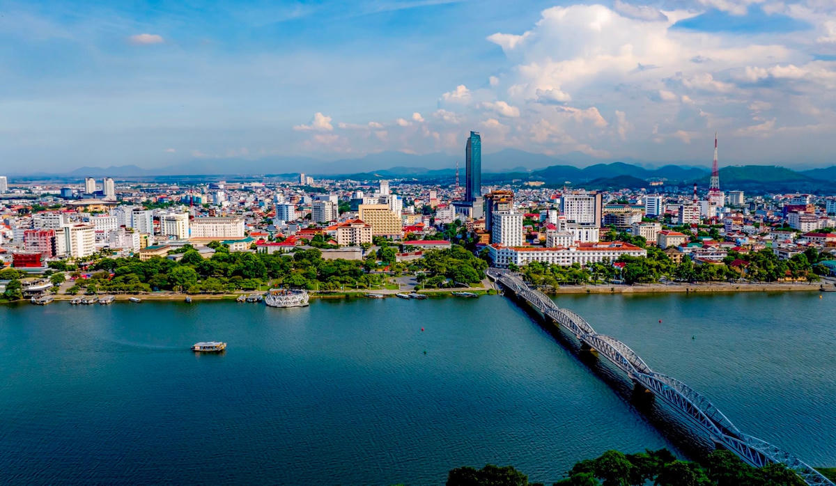 cong-nhan-khu-vuc-thua-thien-hue-du-kien-thanh-lap-tp-truc-thuoc-trung-uong-dat-tieu-chi-do-thi-loai-i-1-172502901922290011478.jpeg