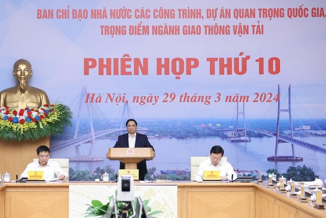 Thủ tướng yêu cầu "chỉ bàn làm, không bàn lùi" đối với các công trình trọng điểm giao thông vận tải