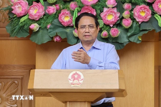 Thủ tướng Phạm Minh Chính kết luận buổi làm việc về tháo gỡ vướng mắc trong hoạt động hợp chuẩn hàng hóa. (Ảnh: Dương Giang/TTXVN) ttxvn-thu-tuong-quy-chuan-hang-hoa-2.jpg