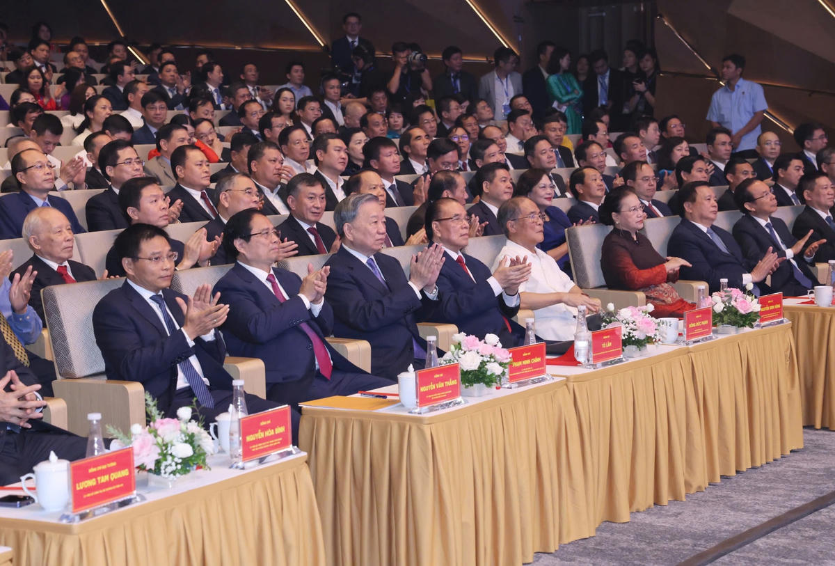 Tổng Bí thư Tô Lâm: Ngành Tài chính là lực lượng tiên phong trong đổi mới và phát triển kinh tế quốc gia- Ảnh 2.