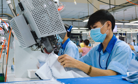 Doanh nghiệp dệt may lớn cắt giảm gần 2.000 lao động