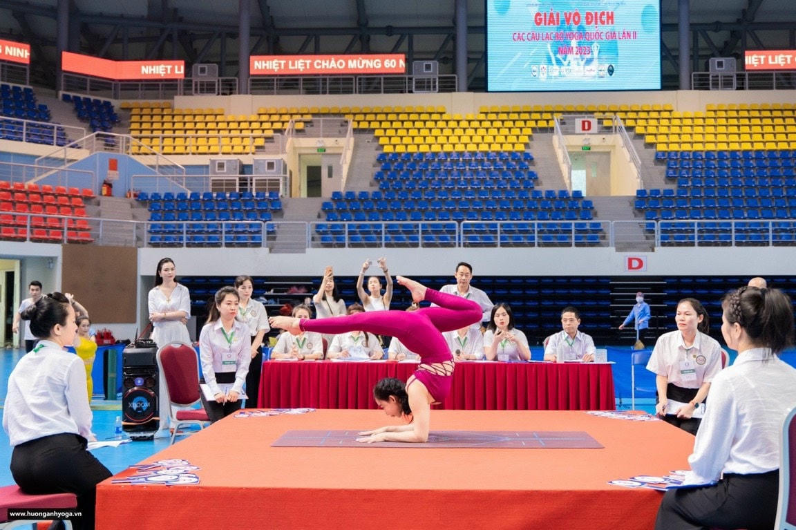 Người truyền lửa đam mê và lan tỏa những giá trị đích thực của Yoga đến cộng đồng