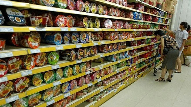 Người việt tiêu thụ hơn 7 tỷ gói mì ăn liền trong năm 2020