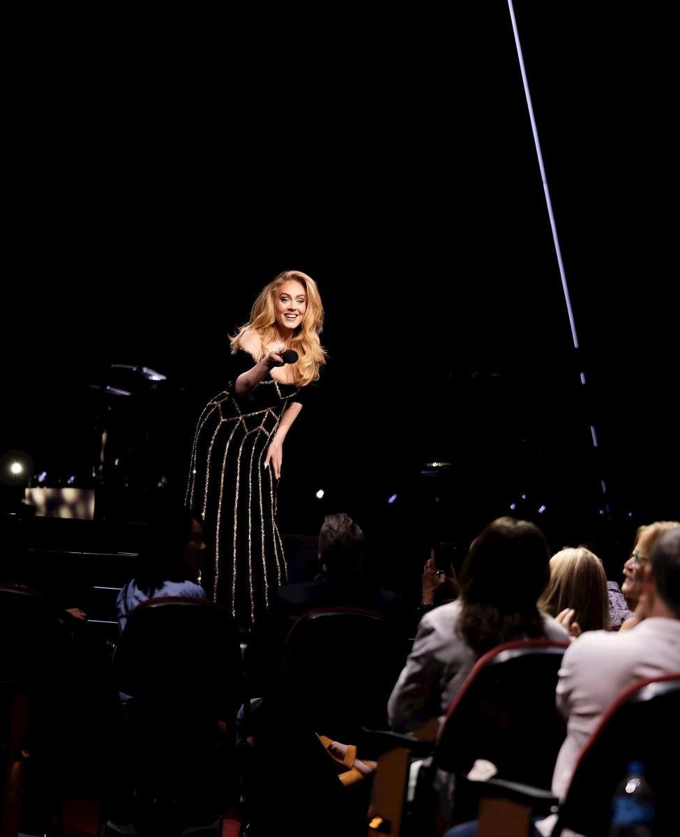 Adele ‘chốt đơn’ Công Trí trong show diễn mới nhất