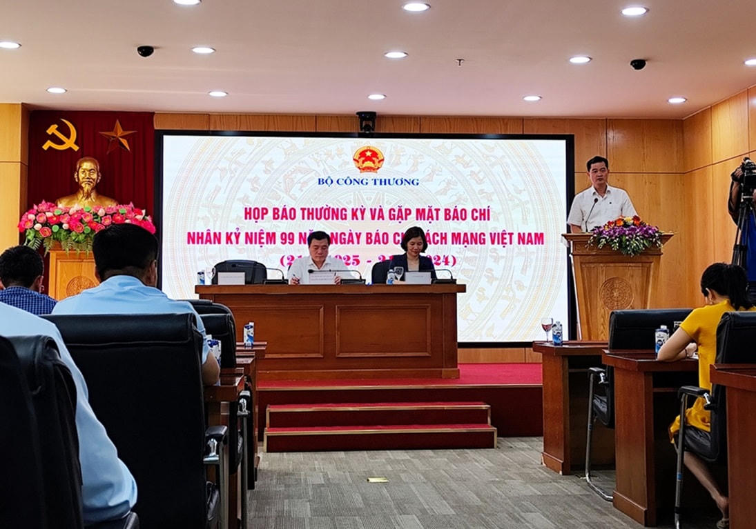 Báo chí luôn sát cánh cùng doanh nghiệp, doanh nhân