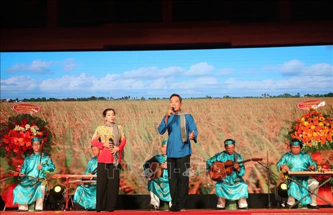 Giữ gìn và phát huy Di sản văn hóa dân tộc Đờn ca tài tử