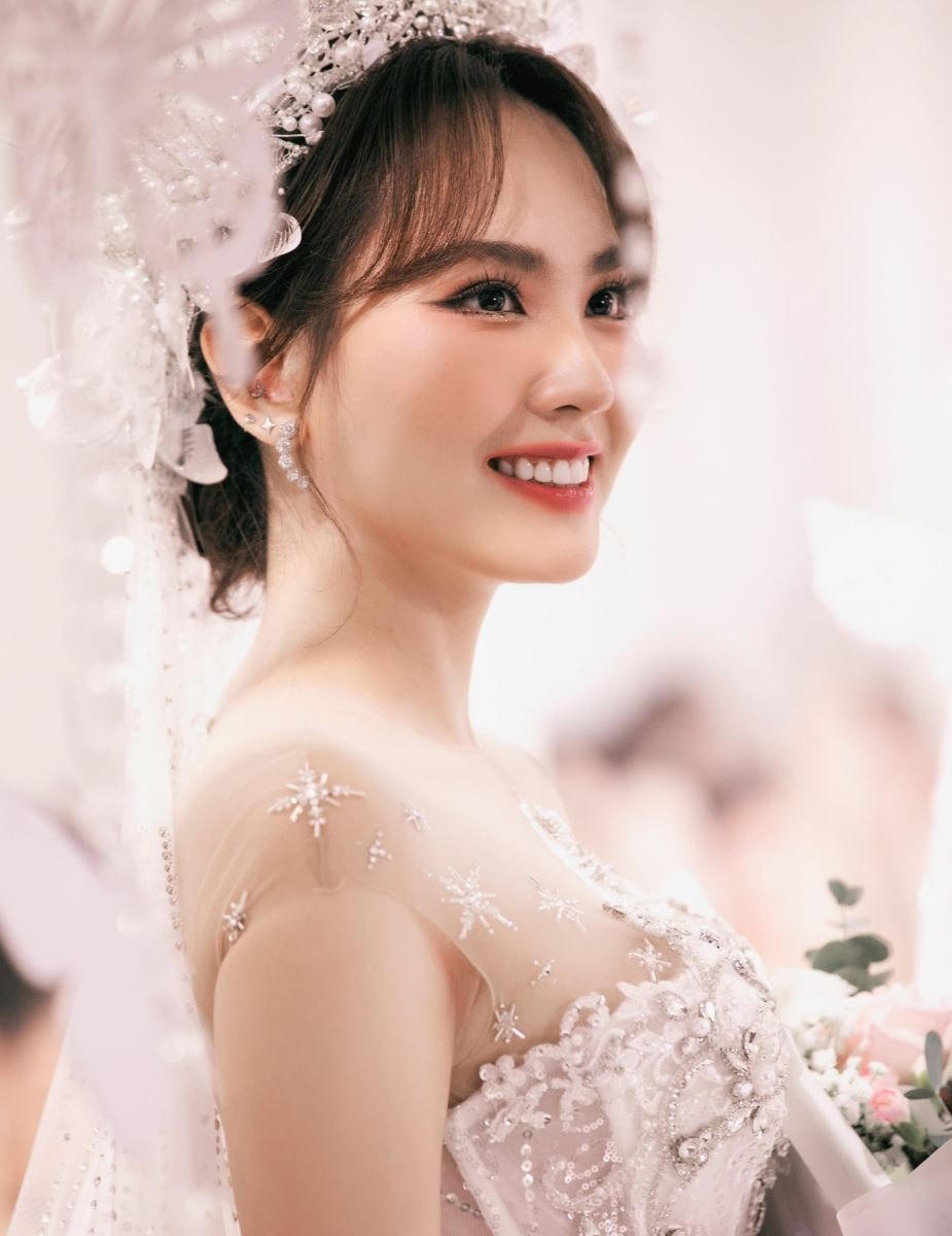 Nhan sắc Hoa hậu Mai Phương thăng hạng trước thềm tới Miss World 2024