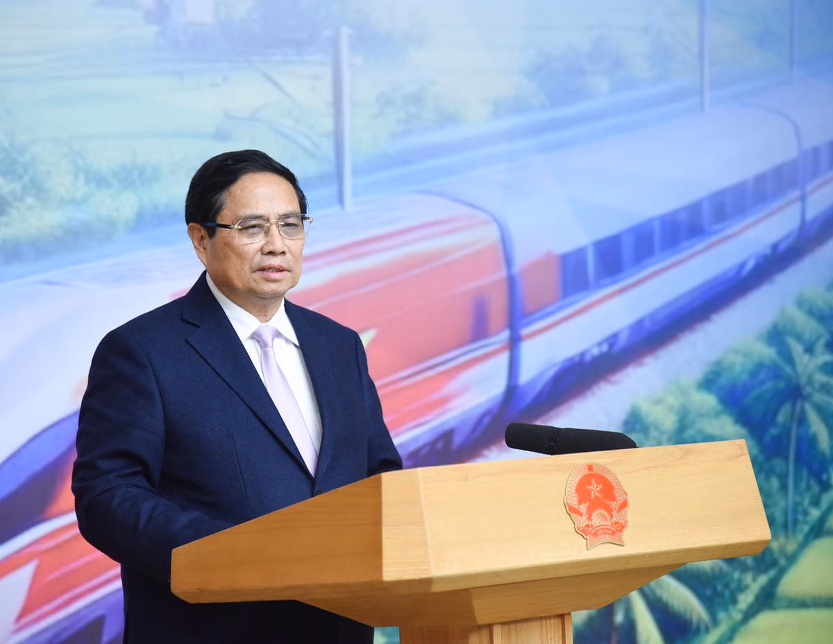 Thủ tướng: Quyết tâm xây dựng bằng được ngành công nghiệp đường sắt- Ảnh 1. Thủ tướng: Quyết tâm xây dựng bằng được ngành công nghiệp đường sắt- Ảnh 1.