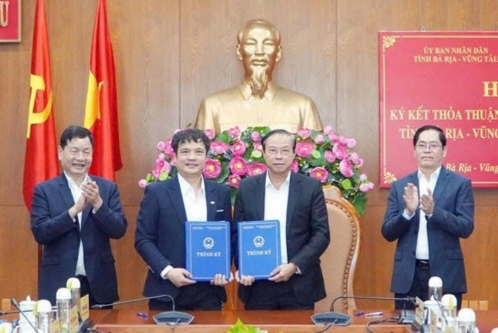 dautu.kinhtechungkhoan.vn-stores-news_dataimages-2024-112024-05-11-_fpt20241105113755.jpg