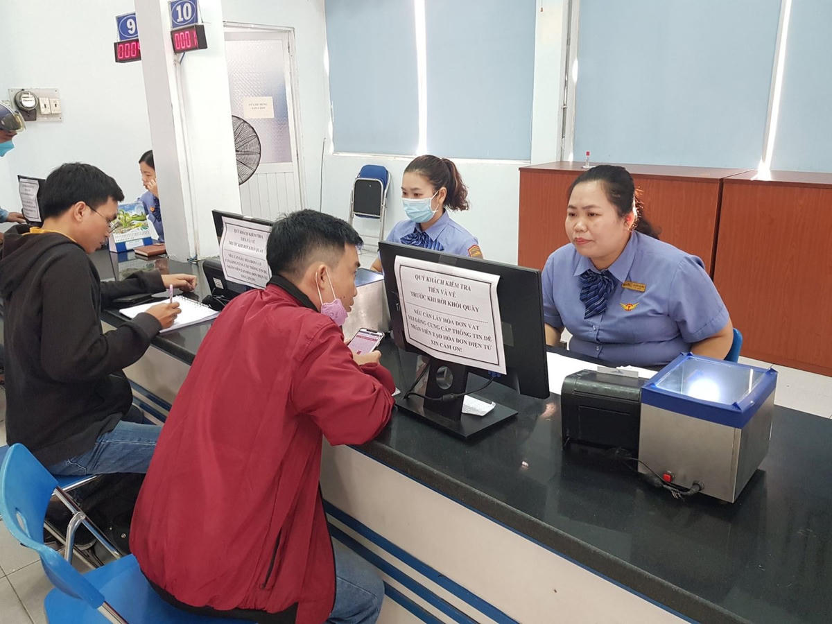 Hơn 37.000 vé tàu Tết được mua sau 7 giờ mở bán