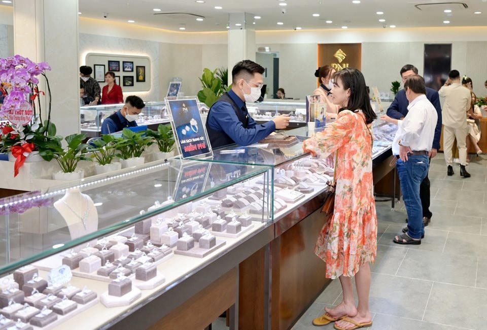 10.10-pnj.jpg