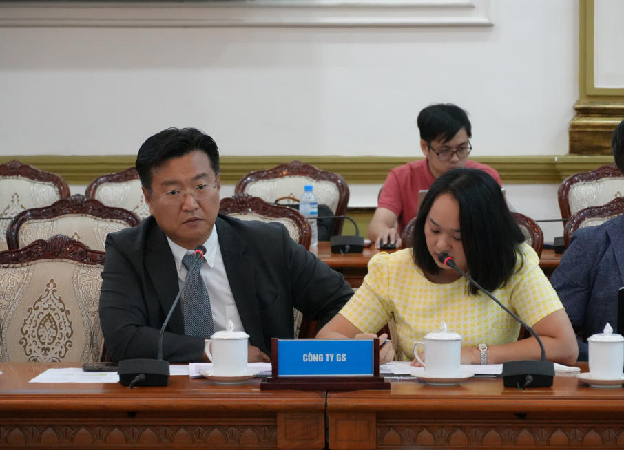 dai-dien-cong-ty-gs-phat-bieu-tai-hoi-thao.png
