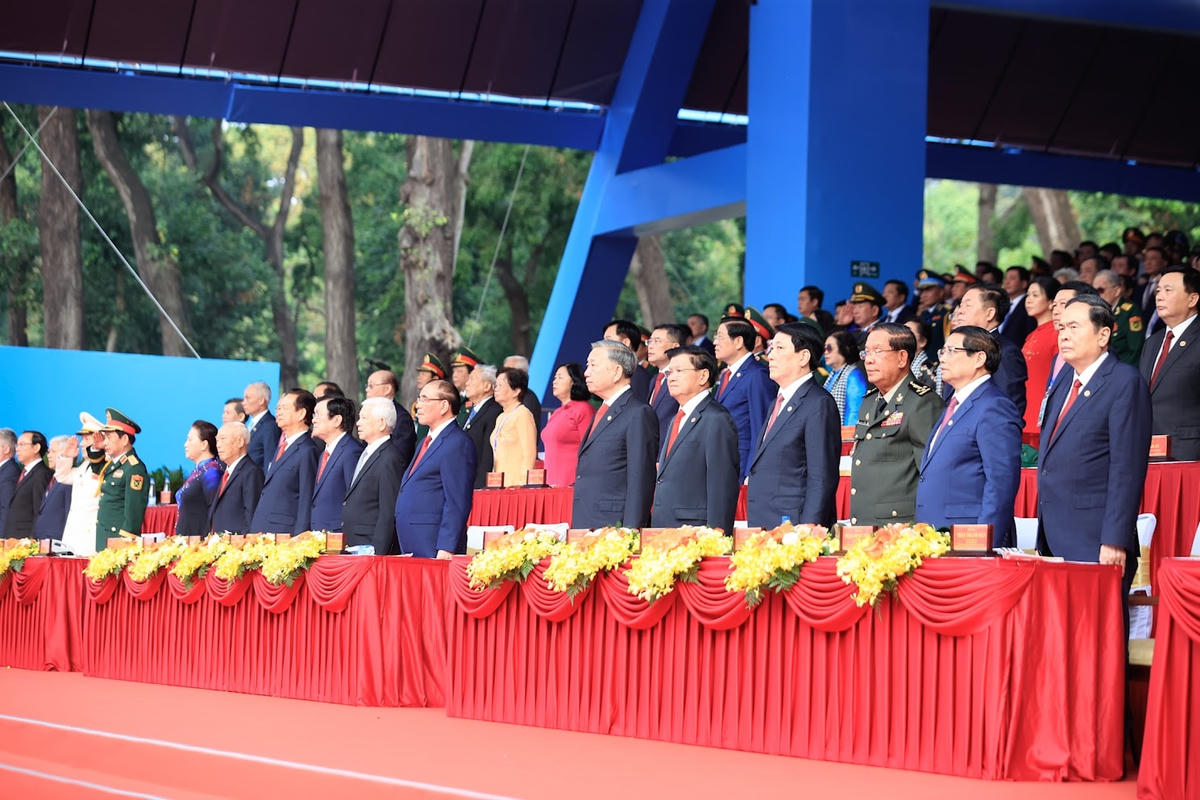 Kỷ niệm trọng thể 50 năm Giải phóng miền Nam, thống nhất đất nước- Ảnh 4.