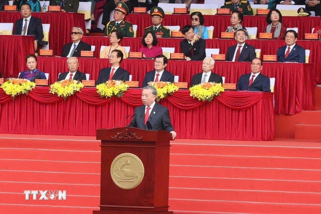Kỷ niệm trọng thể 50 năm Giải phóng miền Nam, thống nhất đất nước- Ảnh 1.