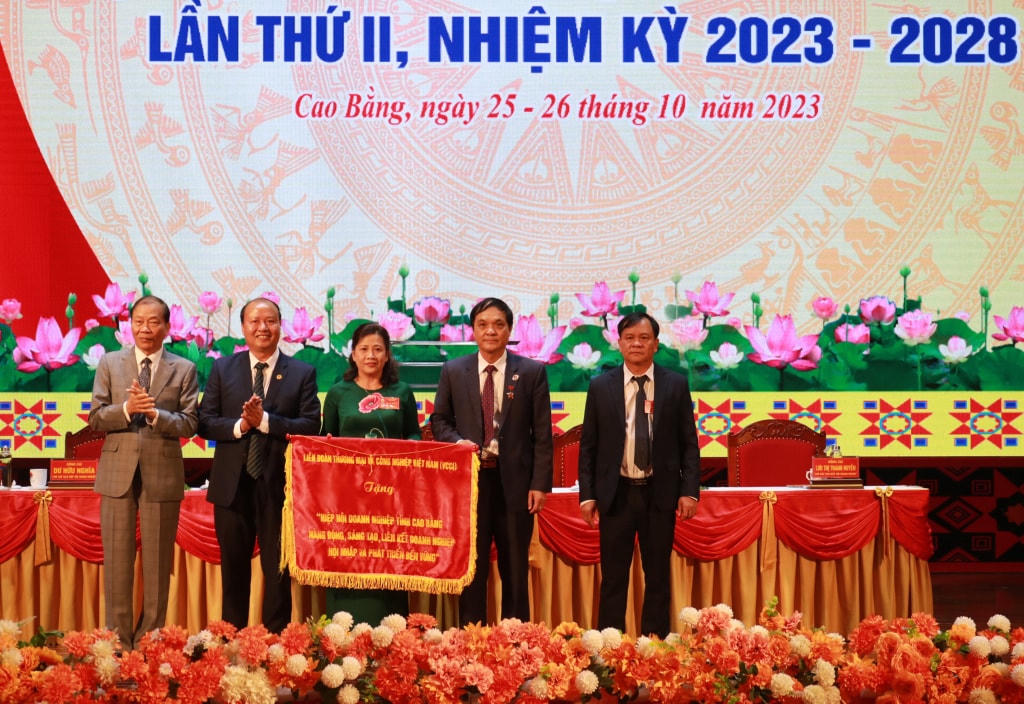 Ông Hoàng Mạnh Ngọc được bầu làm Chủ tịch Hiệp hội Doanh nghiệp tỉnh Cao Bằng
