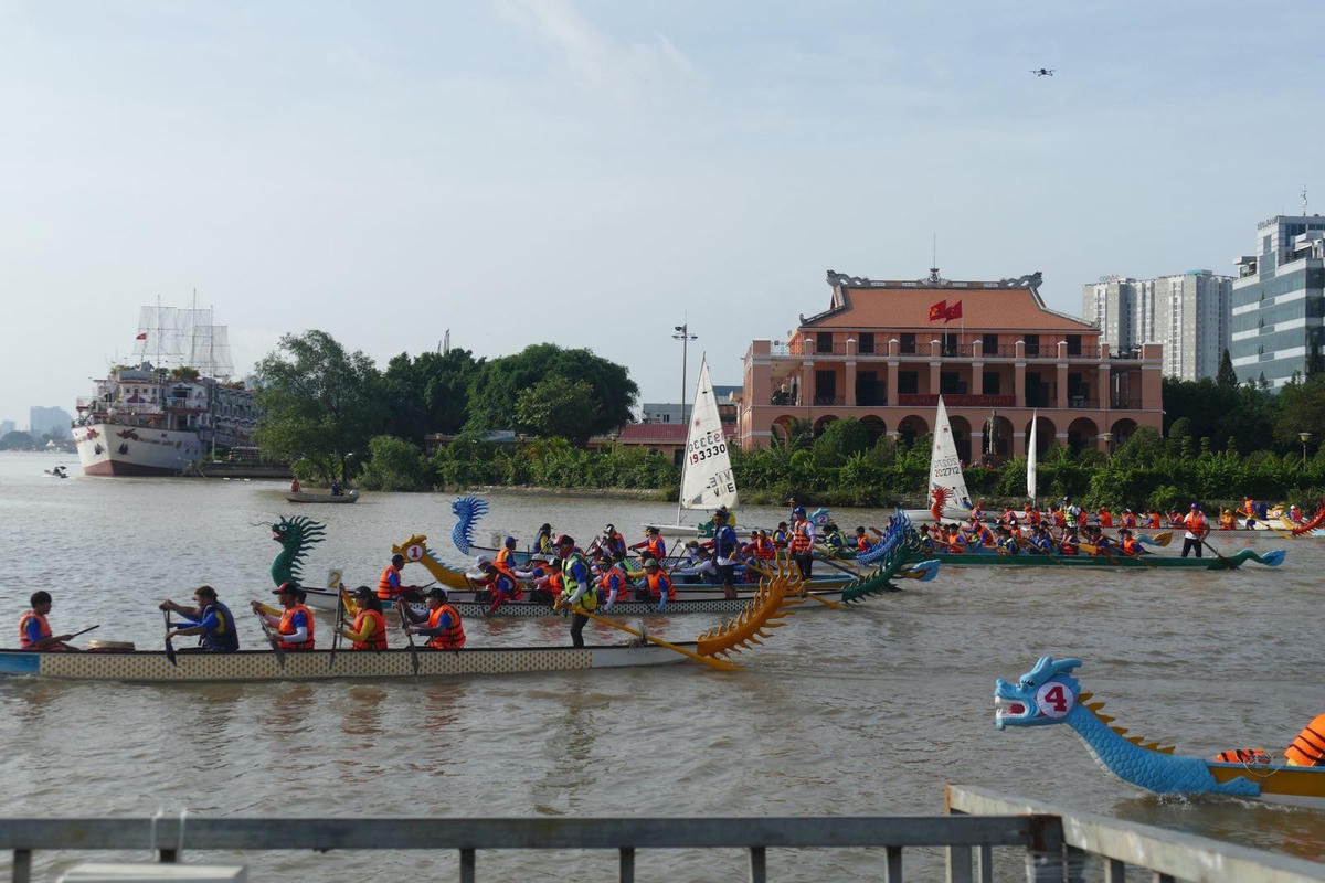 Du lịch TP.HCM thu hơn 140.000 tỷ đồng trong 10 tháng