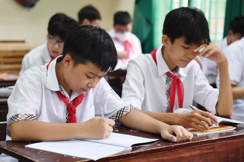 Được đổi khu vực tuyển sinh vào lớp 10 công lập: Học sinh cần lưu ý - Ảnh 1.