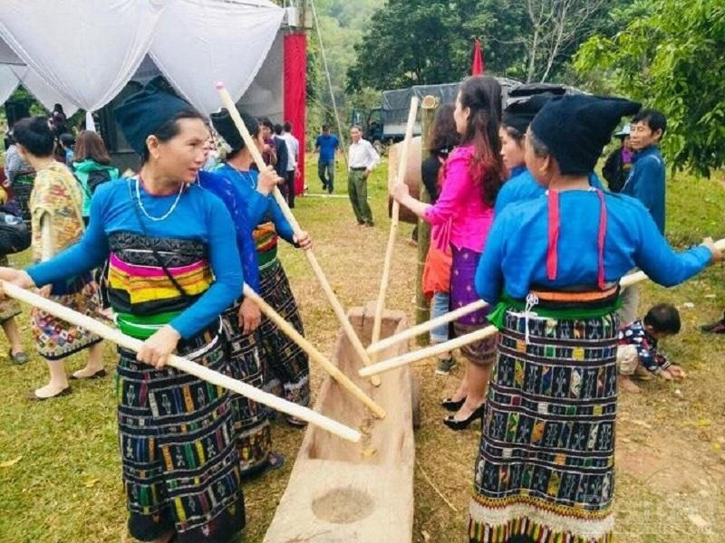 Đánh thức tiềm năng du lịch vùng biên xứ Thanh