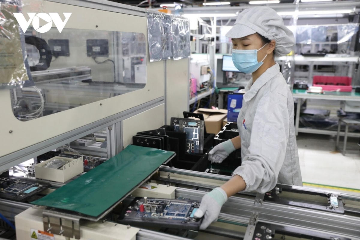 Xanh hoá trong doanh nghiệp - chiến lược kinh doanh bền vững