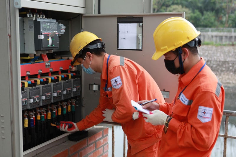 Bộ Công Thương đề xuất các bộ ngành cùng phối hợp điều chỉnh giá điện