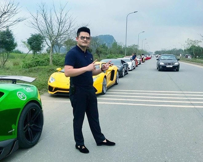 Lai lịch thiếu gia gia tộc buôn vàng lừng danh Hà Nội từng gây "sốt" với đám cưới có dàn siêu xe 200 tỷ