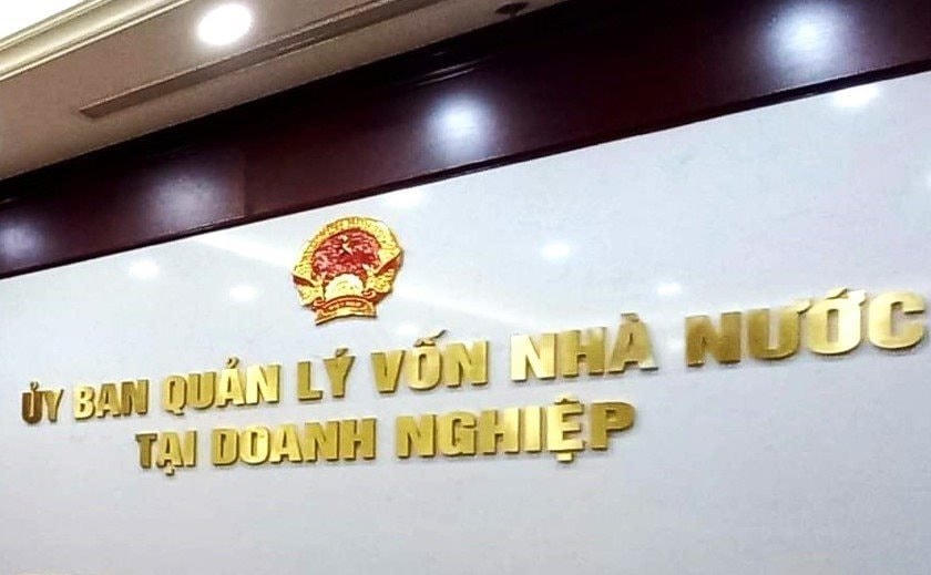 uy_ban-ql-von.jpg