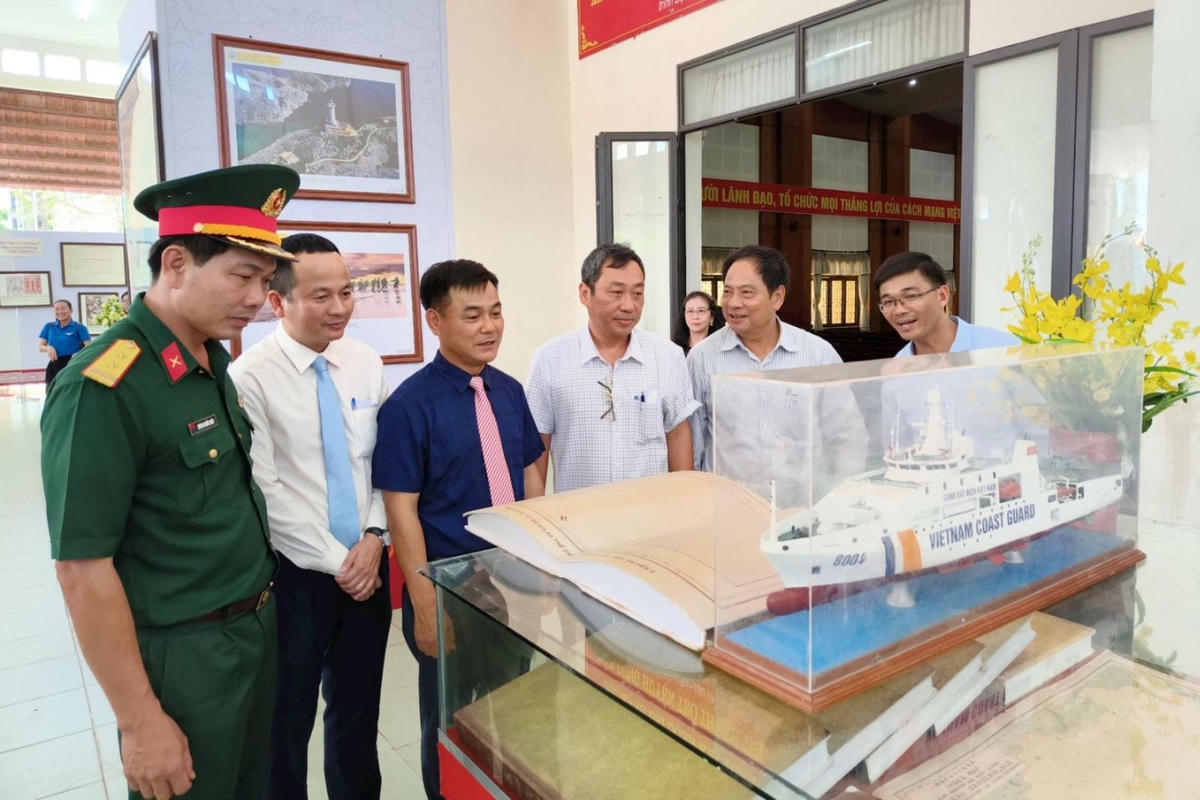 Triển lãm lưu động bản đồ và trưng bày tư liệu về Hoàng Sa, Trường Sa