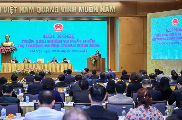 Chính phủ quyết tâm nâng hạng thị trường chứng khoán trong năm 2025