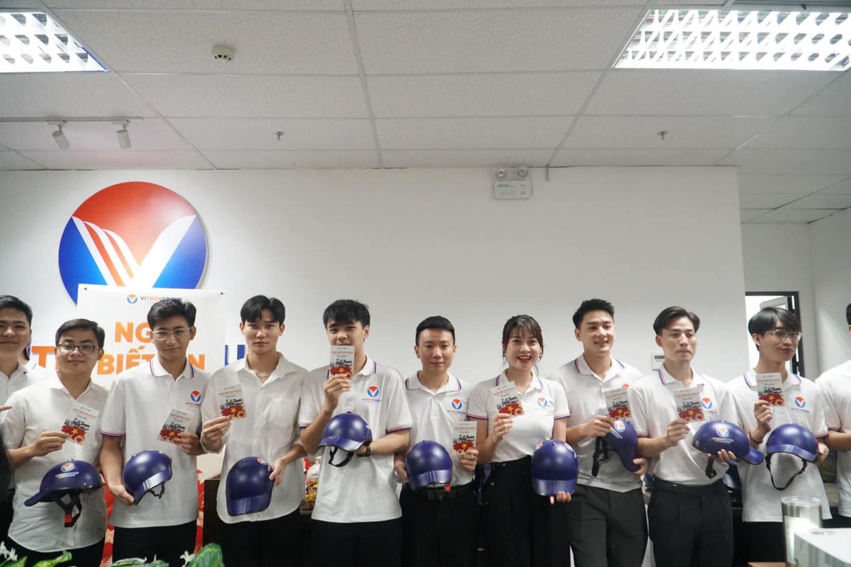 ViTech tổ chức nhiều hoạt động ý nghĩa nhân "Ngày biết ơn"
