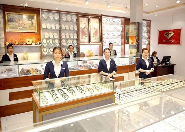 Ceo Anton Trần Tiên và thương hiệu trang sức “Em và tôi”