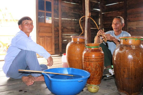 Độc đáo Lễ cúng báo Hiếu cha mẹ đậm tính nhân văn của người Jrai