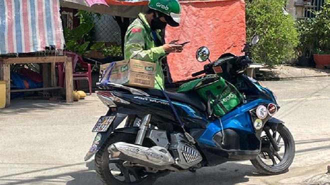 Xe công nghệ ở TP HCM “đục nước béo cò”