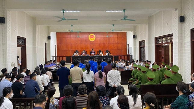 Cựu Giám đốc Sở GD-ĐT Quảng Ninh và thuộc cấp hối hận vì nhận 'quà cảm ơn'