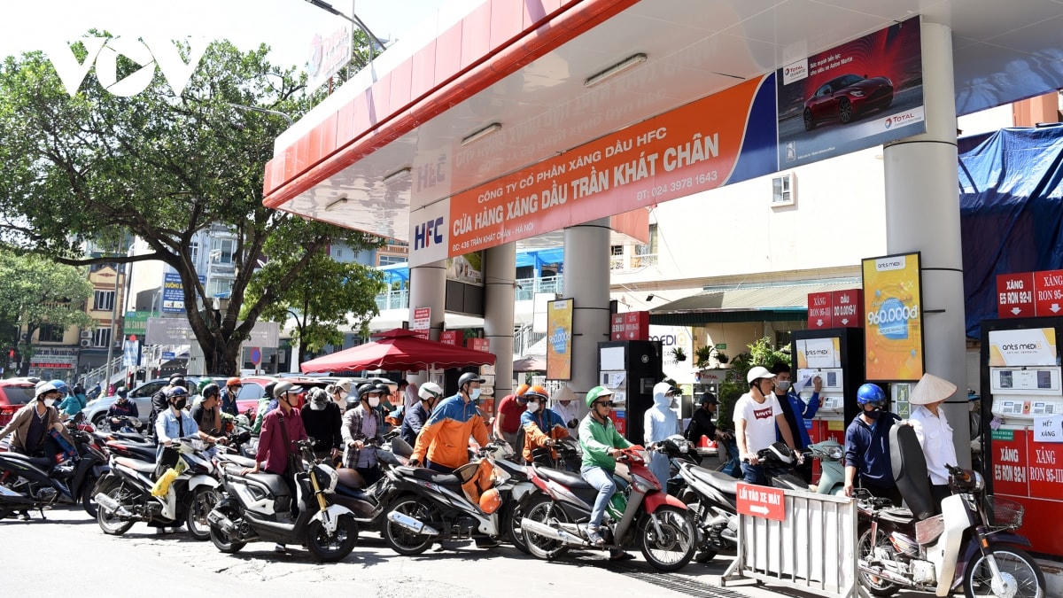 Giá xăng dầu được nhận định sẽ giảm mạnh từ chiều 11/10