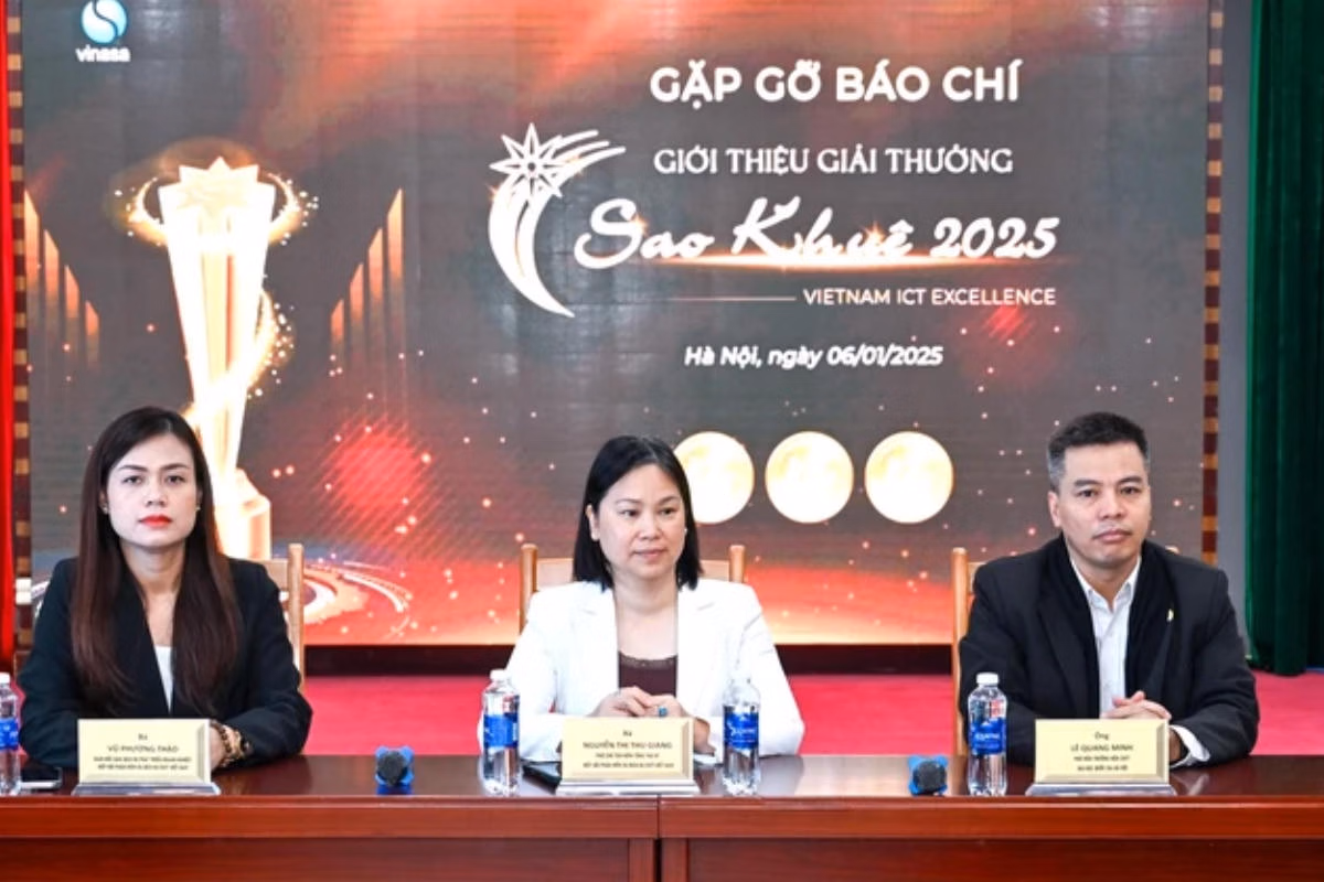 gap-go-bao-chi-phat-dong-giai-thuong-sao-khue-2025..png