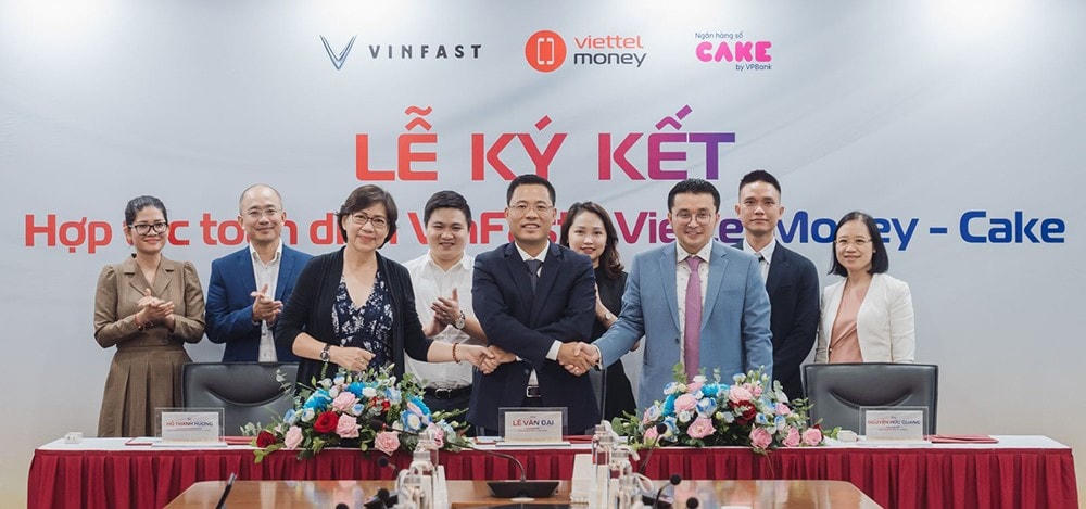VinFast hợp tác chiến lược với Cake by VPBank và Viettel Money, hỗ trợ khách hàng mua xe máy điện trả góp với giá ưu đãi