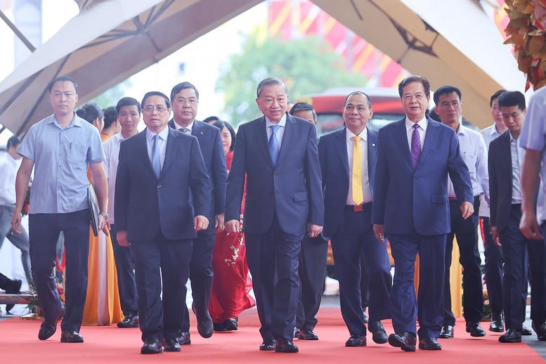 TRỰC TIẾP: Lễ khởi công, khánh thành 250 công trình tiêu biểu trên cả nước chào mừng Cách mạng tháng Tám và Quốc khánh 2/9- Ảnh 1.