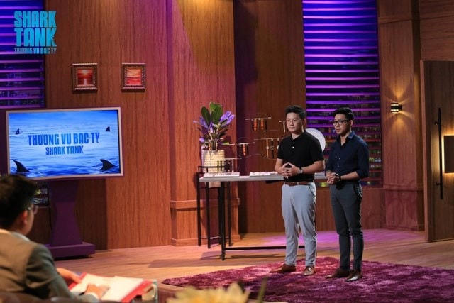 Curnon - Startup bán đồng hồ từng từ chối yêu cầu đổi tên thương hiệu của Shark Louis hiện ra sao?