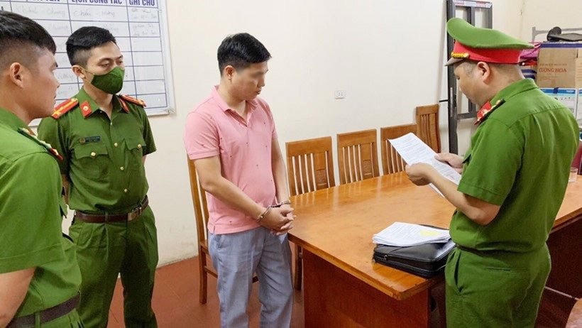 Vụ làm giả thông tin trong 12 Sổ đỏ ở Bắc Giang: Vì sao hồ sơ giả “qua mặt” nhiều cán bộ một cách dễ dàng?