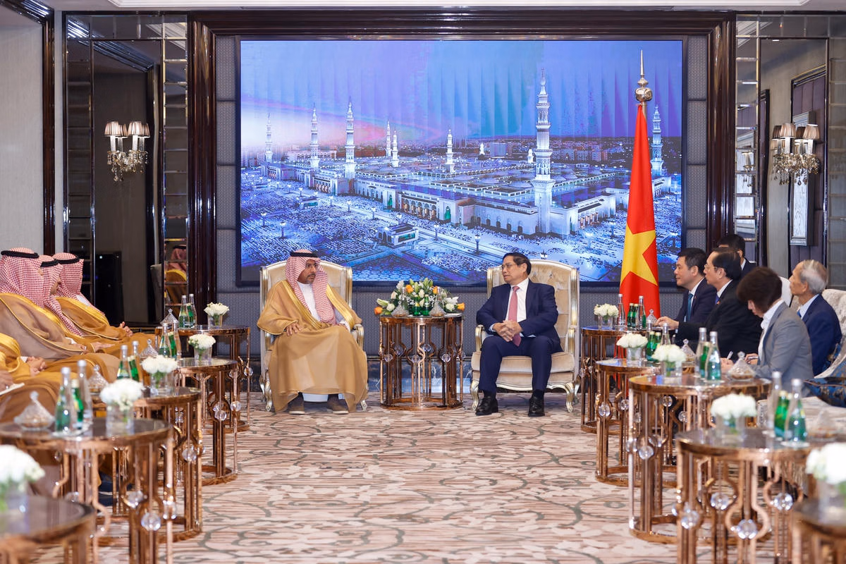 Thủ tướng đề nghị sớm đàm phán hiệp định thương mại tự do Việt Nam-Saudi Arabia- Ảnh 3. Thủ tướng đề nghị sớm đàm phán hiệp định thương mại tự do Việt Nam-Saudi Arabia- Ảnh 3.