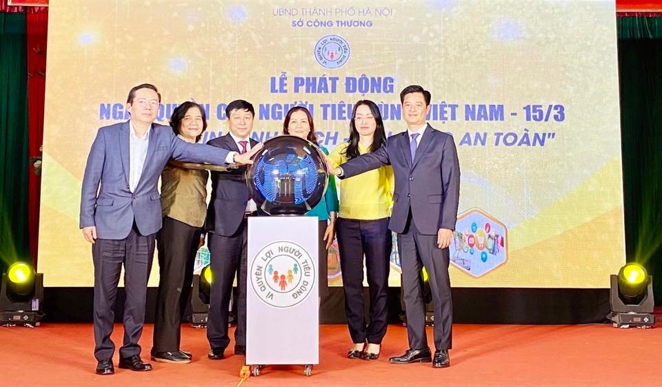 Hà Nội phát động “Ngày Quyền của người tiêu dùng Việt Nam” năm 2024