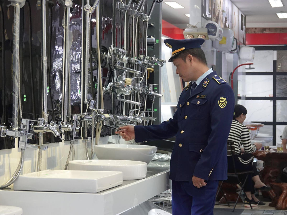 Mở đợt cao điểm chống buôn lậu, gian lận thương mại và hàng giả