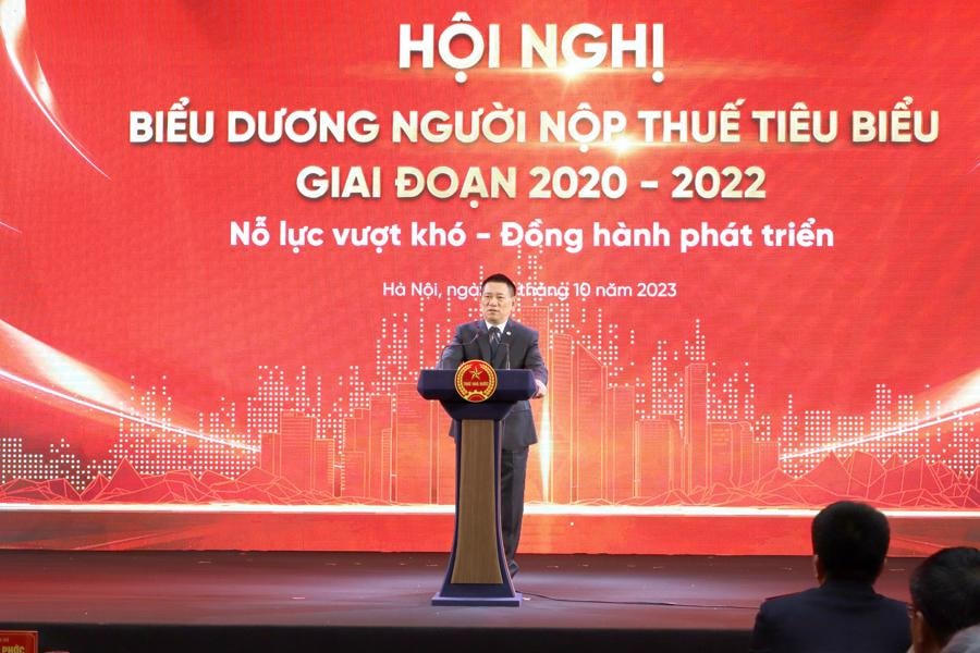 Biểu dương 138 doanh nghiệp đóng góp lớn đối với nghĩa vụ ngân sách