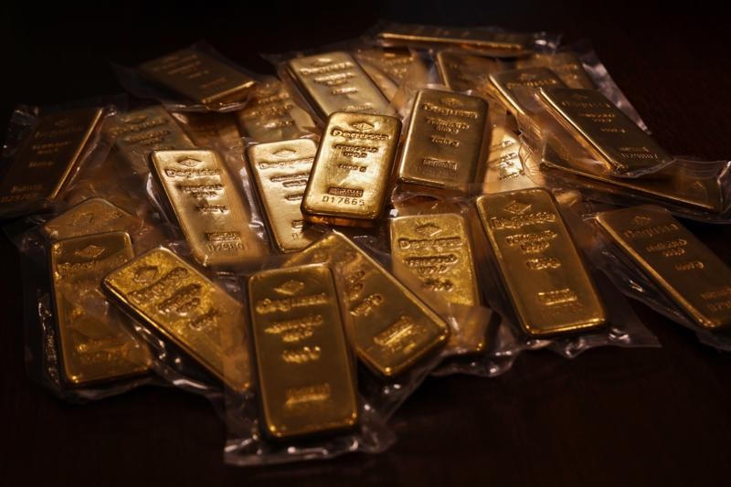 Giá vàng thế giới lên gần 2.000 USD/oz, “cá mập” SPDR Gold Trust bất ngờ mua ròng 15 tấn