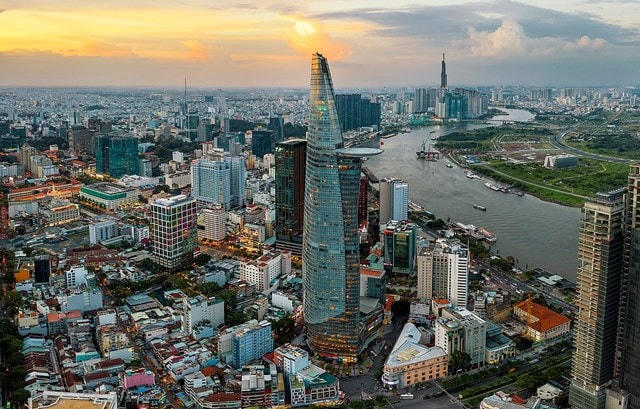 Hà Nội và TP Hồ Chí Minh: “Điểm sáng” thị trường văn phòng cho thuê